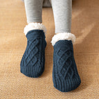 M: 35-39 / Navy Blue