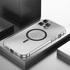 Silver / iPhone 15 Pro Max