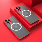 Red / iPhone 15